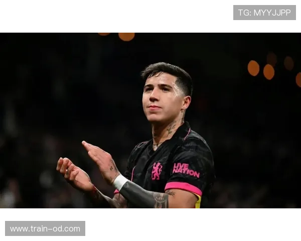 恩佐费尔南德斯被低估与否？中场控场与体系价值评估