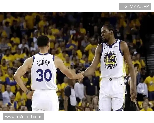 杜兰特投篮效率提升，拉开与库里持球得分差距