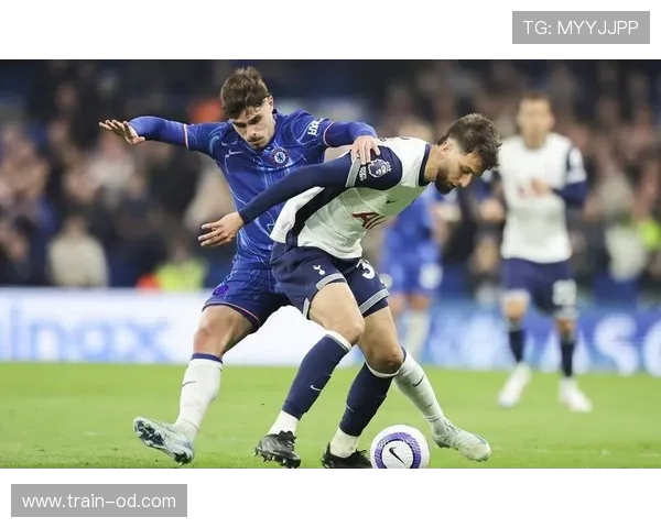 恩佐回撤接应主导中场，连续关键战成切尔西进攻发起核心