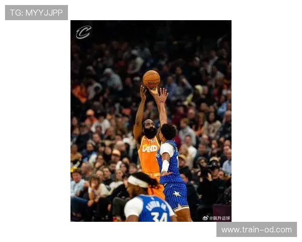 米切尔罗宾逊通过前场篮板拼抢持续提升二次进攻效率